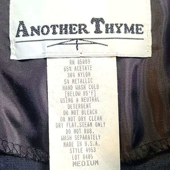 Another Thyme Vintage Black Velvet Jacket, Purple Roses & Dot Design, Sz Medium - Picture 10 of 10